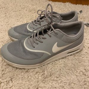 Nike Air Thea
